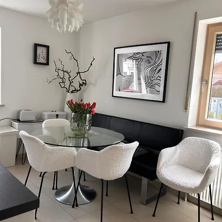 Martin Garden 7 Pers Munich Suburb Quiet Appartamento Gräfelfing